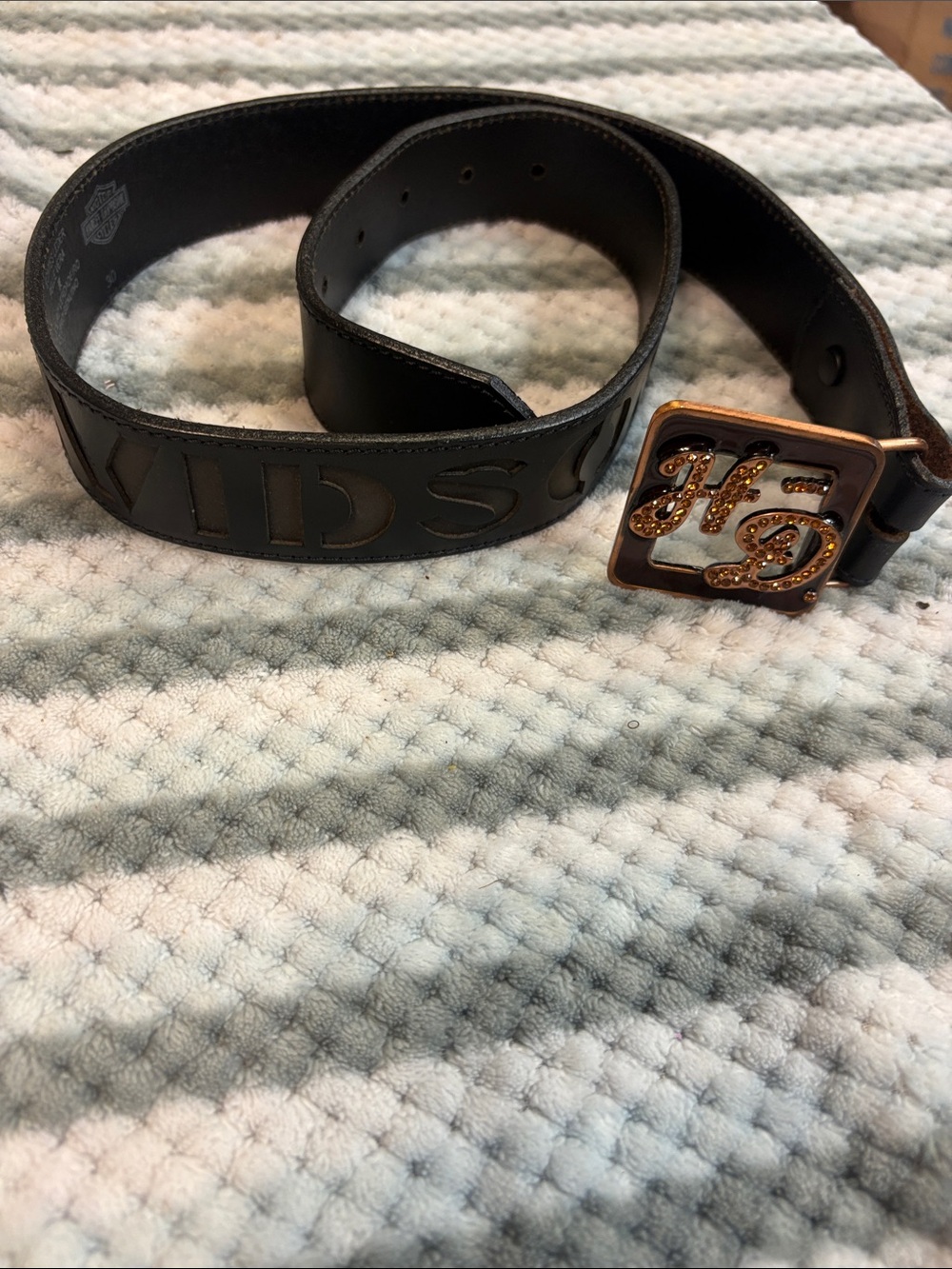 Harley-Davidson Black Leather Belt with Gold HD Buckle and Stud Accents 30 inch